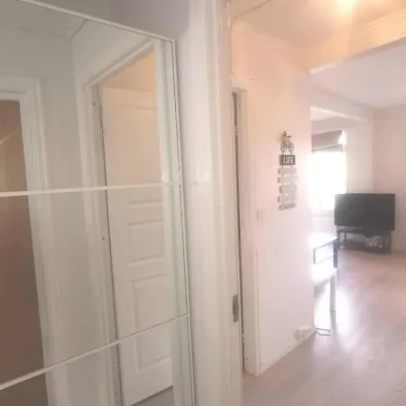 Apartamento Lys Og Praktisk 2 Roms Solsiden