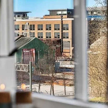 Lys Og Praktisk 2 Roms Solsiden